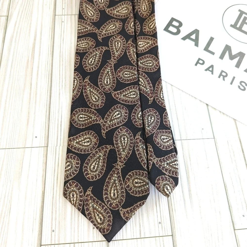 Balmain Vintage Italian Silk Paisley Luxury Necktie in Black and Cream